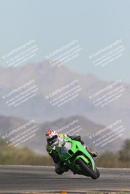 media/Oct-26-2025-Race Pace (Sun) [[c1447ca738]]/Non Verified (1st 20 Minutes of every Hour)/4-Turn 14 (1110am)/